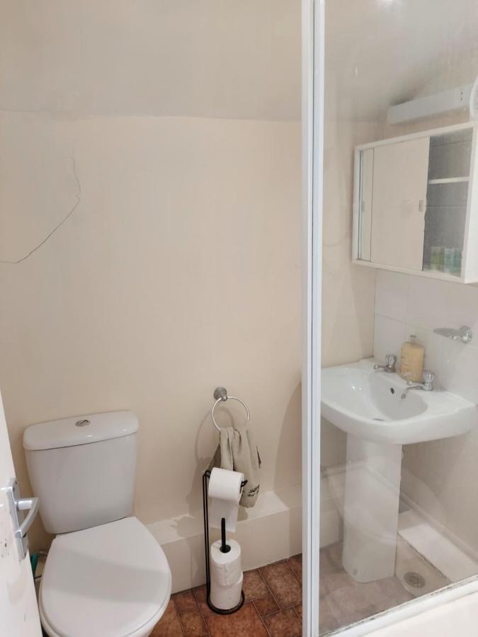 Cedar Villa - Perfect For Longer Stays Chatham  Extérieur photo
