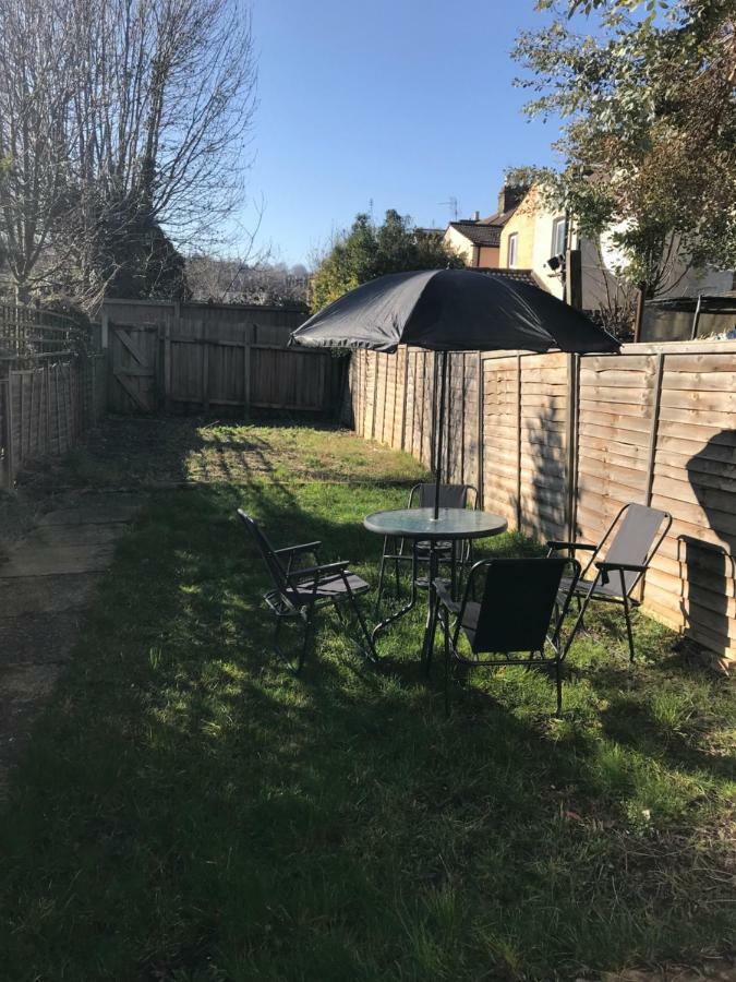 Cedar Villa - Perfect For Longer Stays Chatham  Extérieur photo