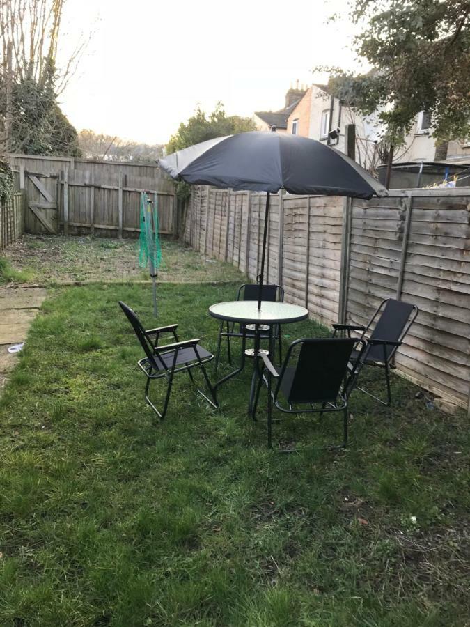 Cedar Villa - Perfect For Longer Stays Chatham  Extérieur photo